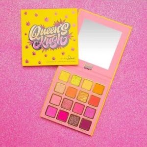 Kara beauty eyeshadow pallets